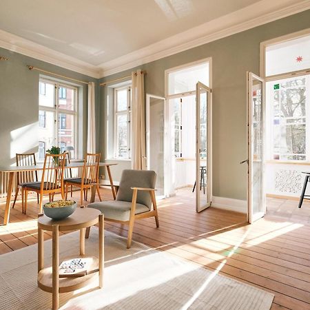 Villa Rosa - Charmante, Grosse Altbauwohnung فلنسبورغ المظهر الخارجي الصورة