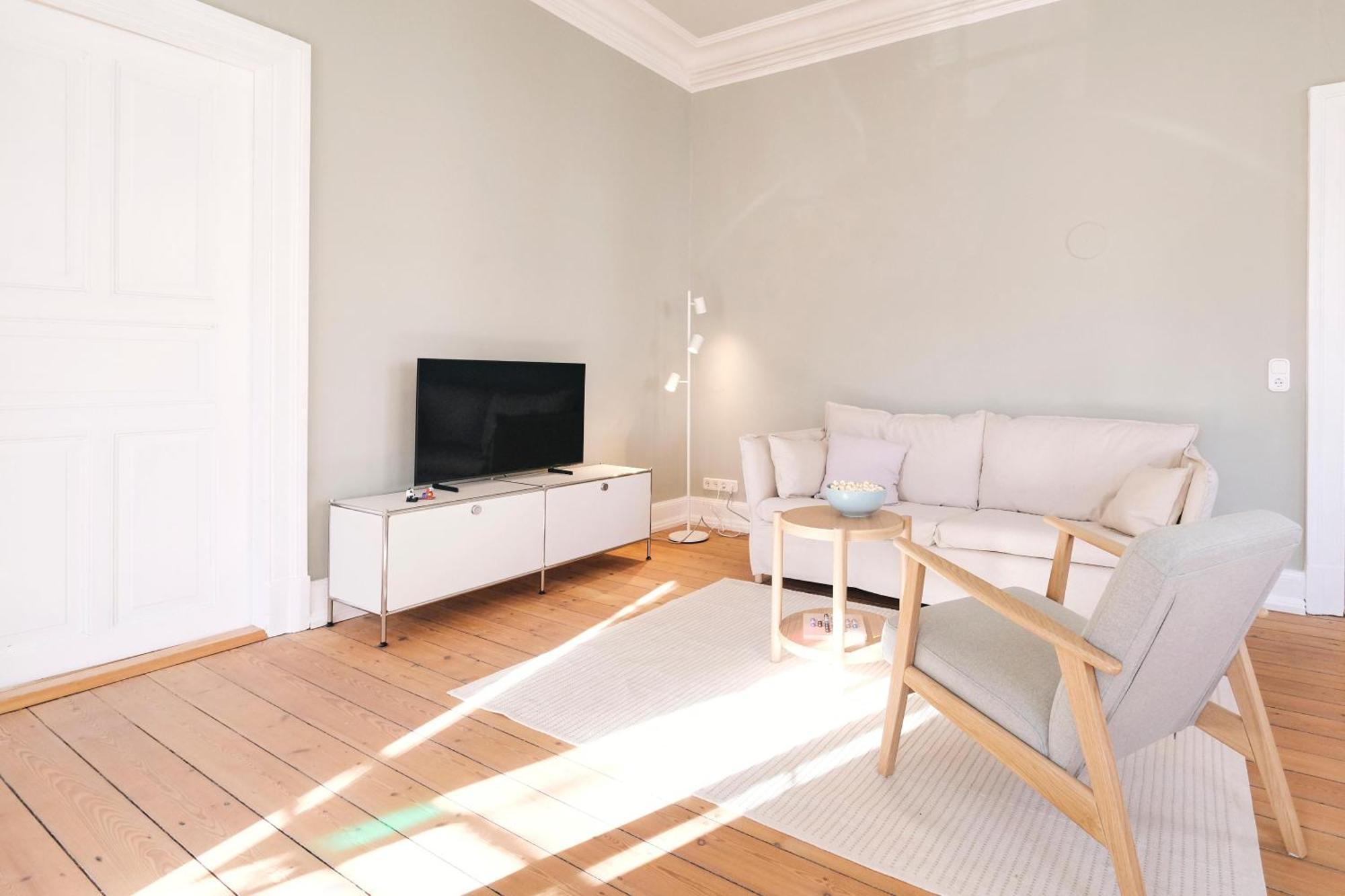 Villa Rosa - Charmante, Grosse Altbauwohnung فلنسبورغ المظهر الخارجي الصورة